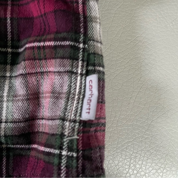 Carhartt Women’s flannel shirt plaid Size M button up red green - Picture 6 of 11